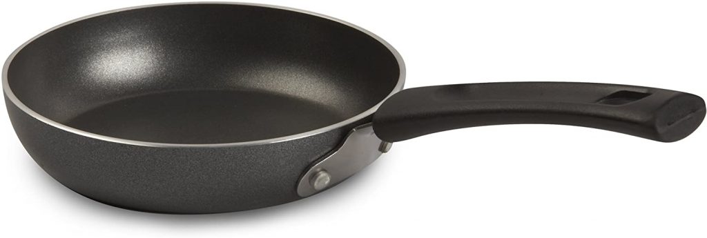 T-fal B1500 Specialty Nonstick Egg Frying Pan